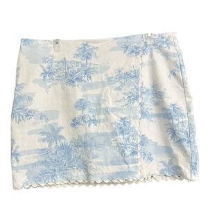 Crown and Ivy Blue and White Tropical Print Skort Size 16